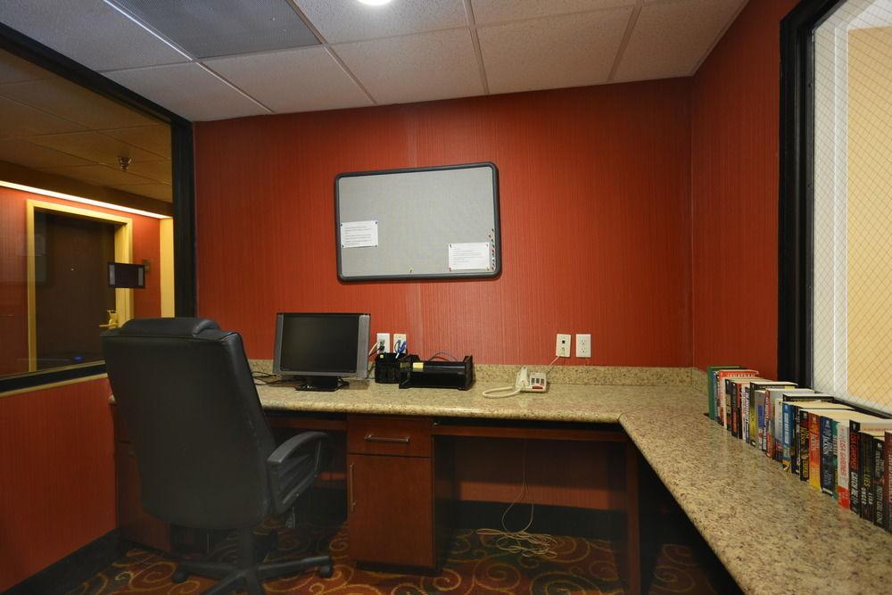 Comfort Inn & Suites Trussville I-59 Exit 141 Exterior foto